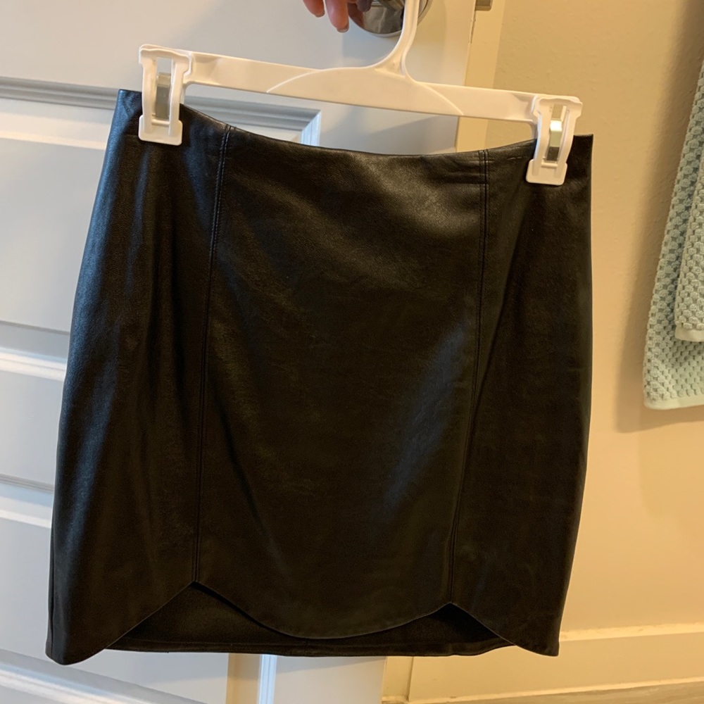 black leather skirt